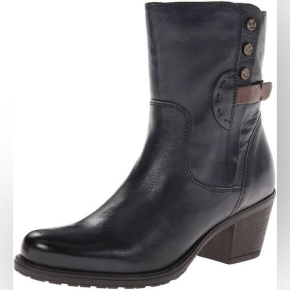 Clarks Maymie Stellar Skye Chelsea Boots Navy Leather - Picture 1 of 9